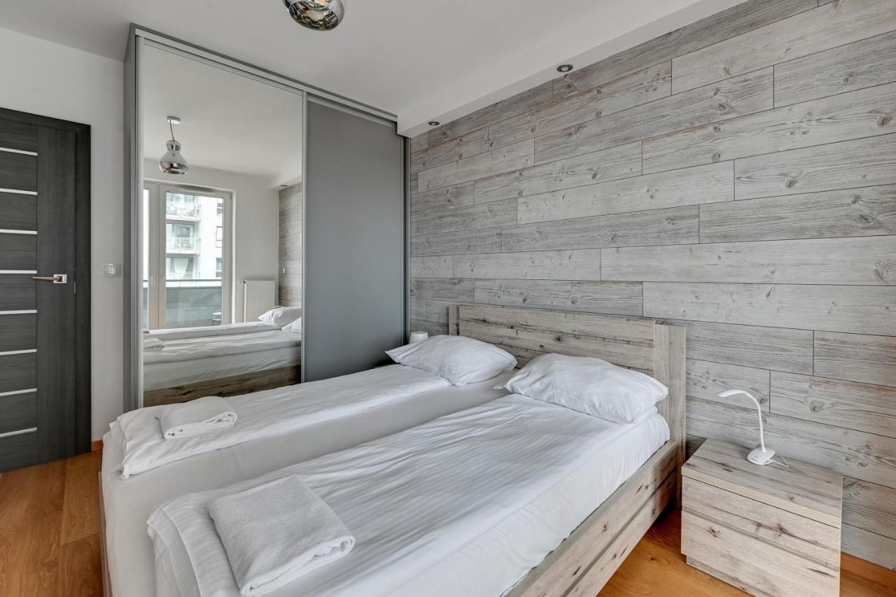 Grand Apartments - Luxury Apartment On The 11Th Floor With A View Of The Old Town Gdansk Exterior photo