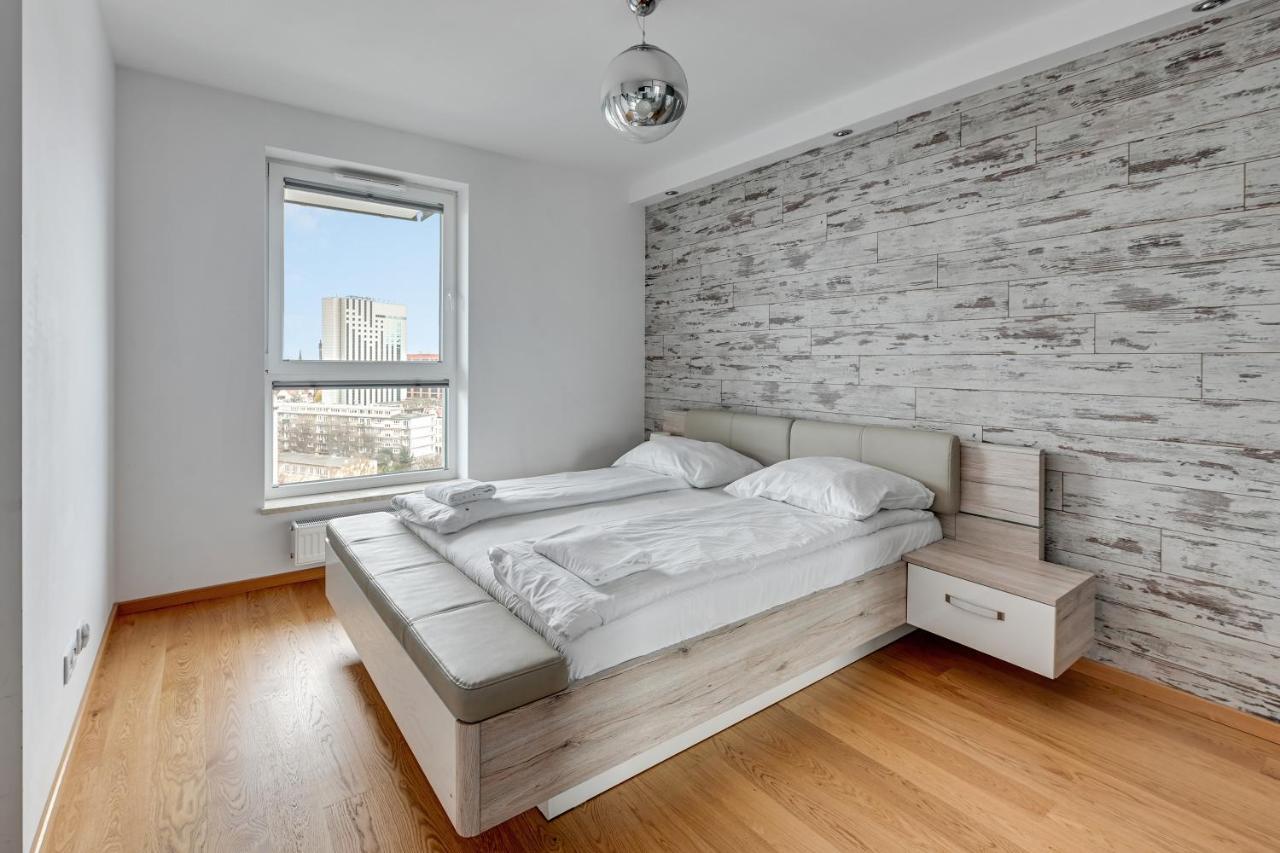 Grand Apartments - Luxury Apartment On The 11Th Floor With A View Of The Old Town Gdansk Exterior photo